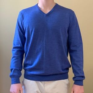 J Crew men’s merino wool v-neck sweater